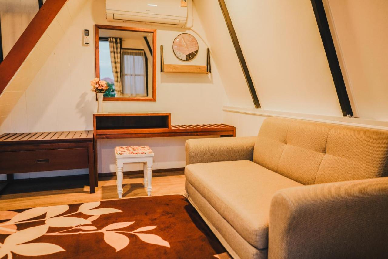 Nang Non Camping Ville นางนอนแค้มป์ปิ้งวิลล์ Mae Sai Esterno foto